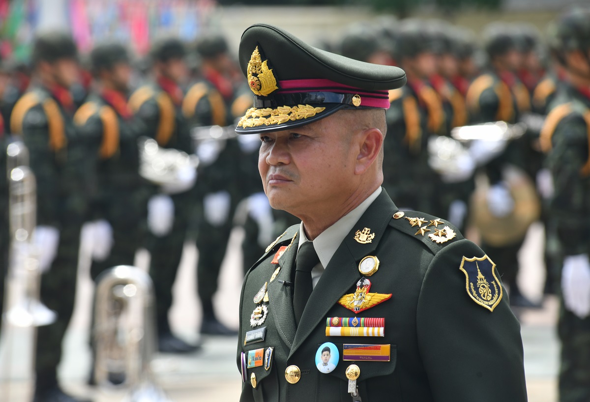 Royal Thai Armed Forces (ROBLOX) on X: Lieutenant General Sterlyn_C,  Deputy Commander in Chief of the Royal Thai Army has been appointed to  Commander in Chief, holding the rank of General of