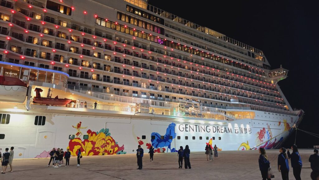 Mega Cruise Ship with 3,700 Tourists Firstly Docks at Phuket Deep Sea Port